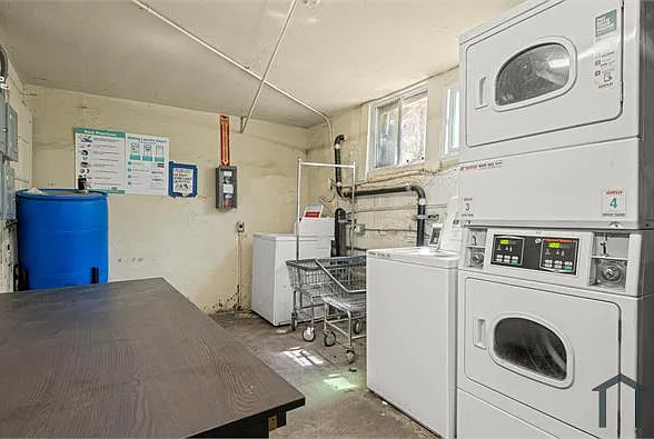 910 S Mariposa Ave #17 — Photo 12