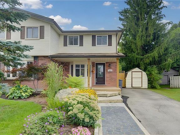 3rd image of 309 B Mayview Cres