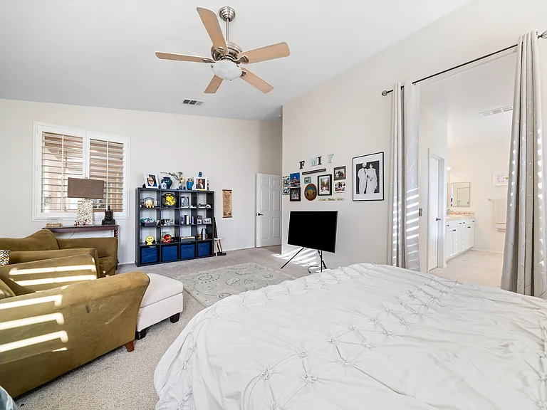 5512 Las Brisas Ter — Photo 20