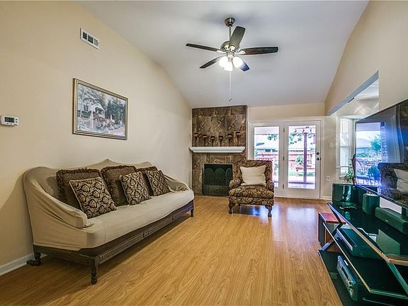 4th image of 509 Linda Dr