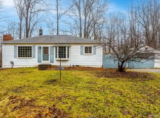 5275 Sherwood Rd, Oxford, MI 48371