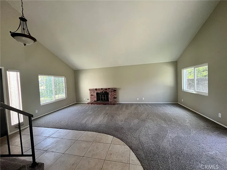 2265 Jasmine Ave — Photo 2