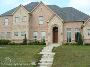 616 Waterchase Dr, Fort Worth, TX 76120
