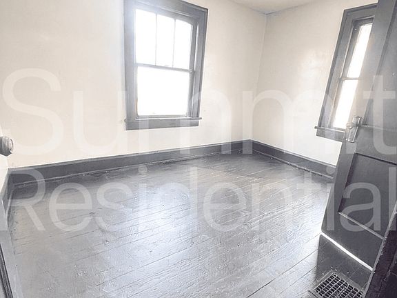 4th image of 243 W 1st St