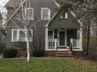 798 Woodview Rd, Cleveland Heights, OH 44121