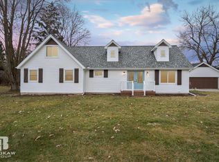 10177 E Coldwater Rd, Davison, MI 48423