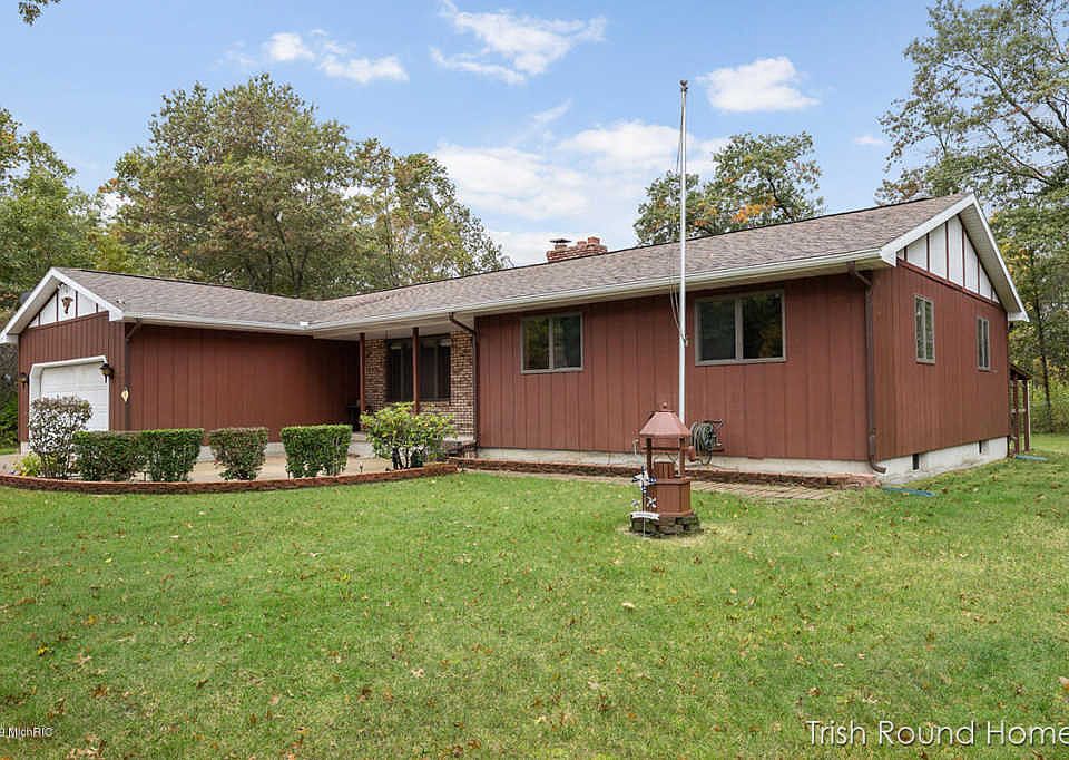 1st image of 7905 S Basswood Dr