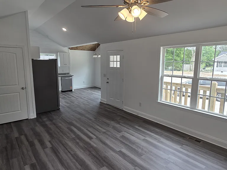 164 Silas Way #A — Photo 12
