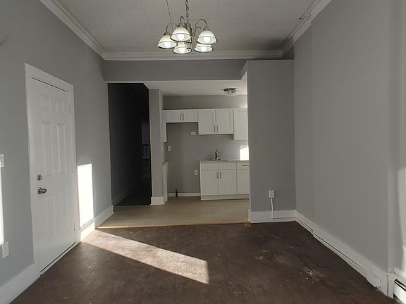 4th image of 294 Liberty St
