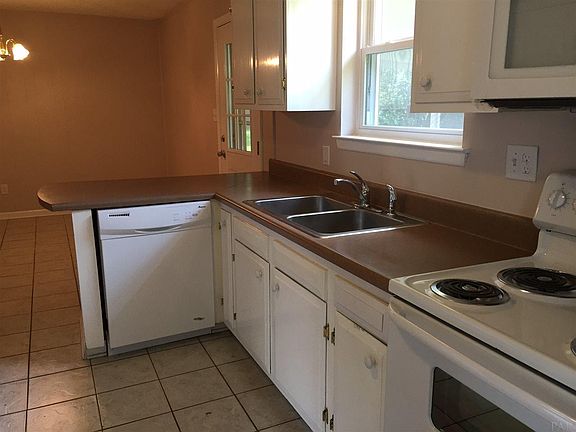 4th image of 5776 Scotland Ct