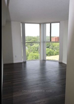 3rd image of 2091 Hurontario St #903