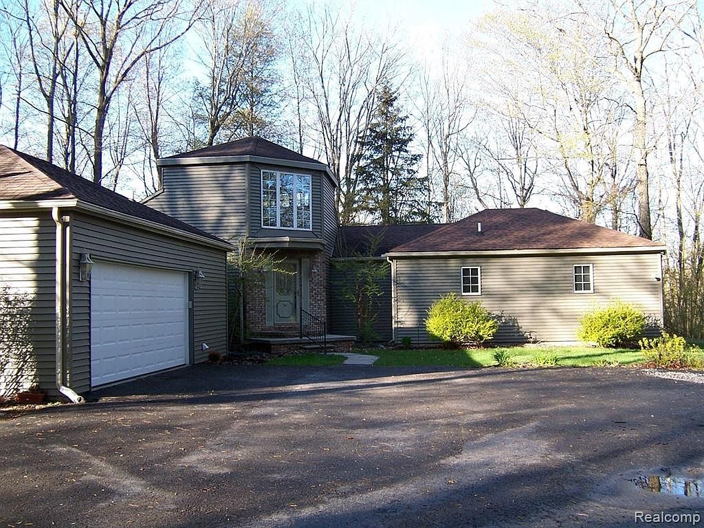 5699 Sycamore Ln, North Street, MI 48049 Zillow