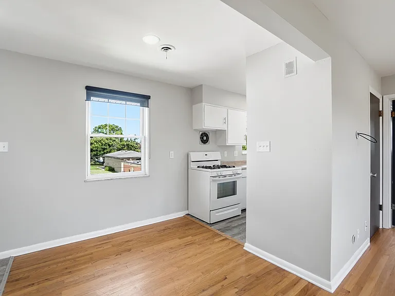 1545 King Ave #D — Photo 11