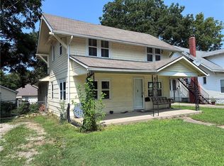 1104 S Independence St, Harrisonville, MO 64701