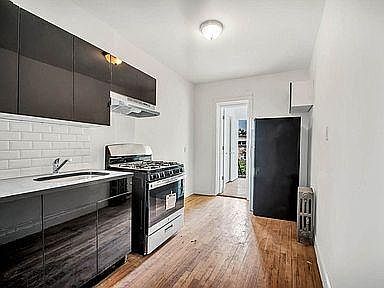1st image of 815 E 234th St #D