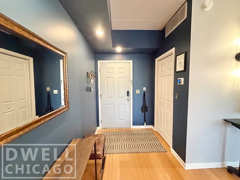 4625 W Lawrence Ave #401 — Photo 4