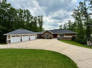 165 Winston Pl, Daniels, WV 25832