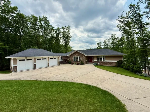 165 Winston Pl, Daniels, WV 25832