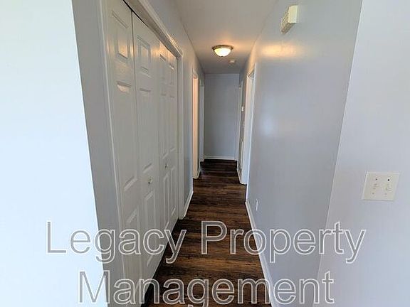 5th image of 527 S Anthony St