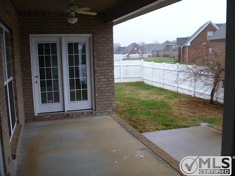 5th image of 3626 Geneva Dr