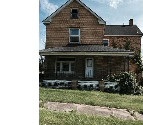 2nd image of 271 Gordon Ave