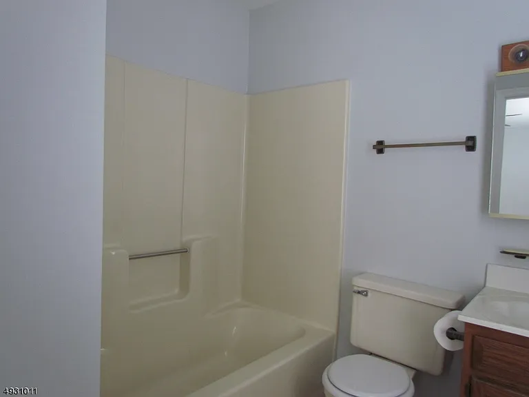 112 S 12th Ave — Photo 13