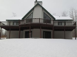5577 Valley Rd, Alanson, MI 49706