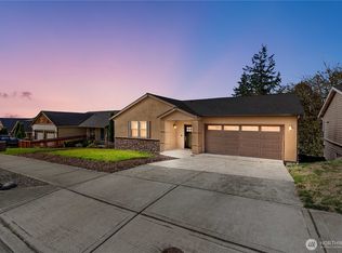 2002 63rd Ave NE, Tacoma, WA 98422