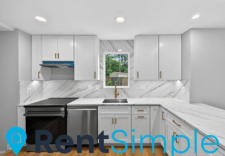 2143 Maleady Dr — Photo 36