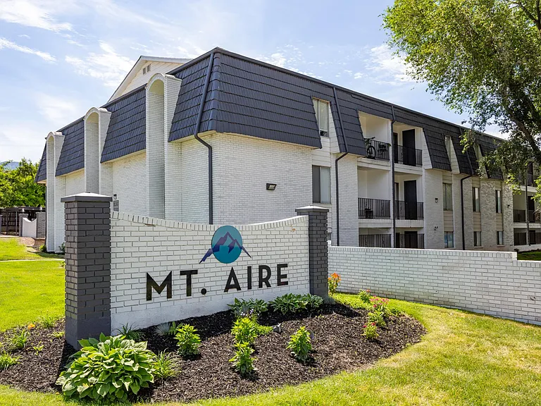 Mt. Aire Apartments — Photo 14