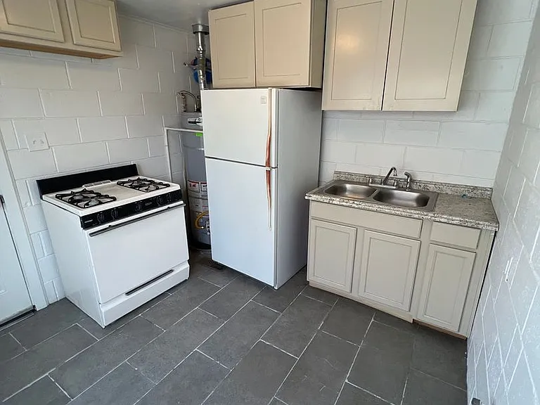 1216 High St SE #C — Photo 7
