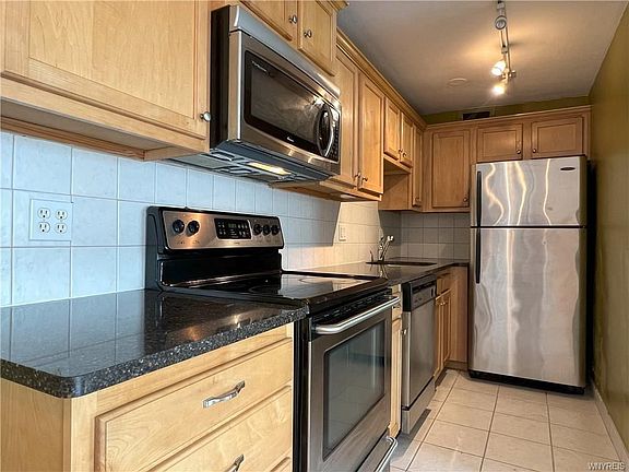 4th image of 849 Delaware Ave APT 202