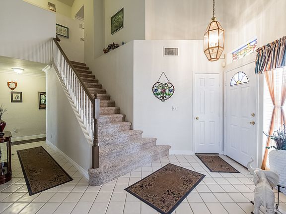 5th image of 7908 Villa Finestra Dr