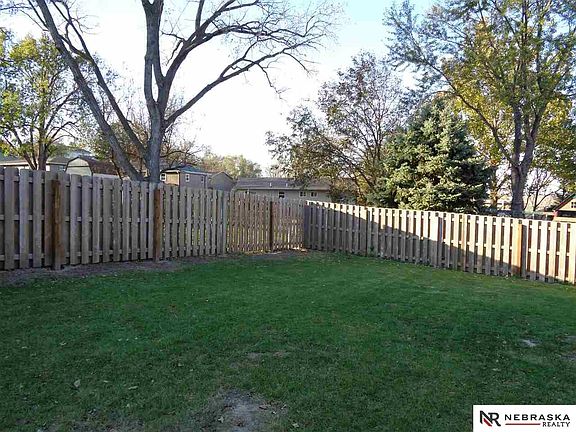 3rd image of 3104 Duane Ave