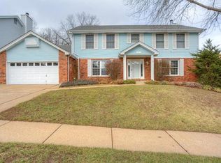 851 Ivy Trce, Ballwin, MO 63021