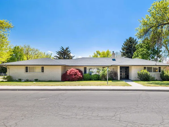 2138 Hillcrest Dr, Twin Falls, ID 83301