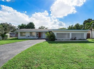 5706 Hollywood Blvd, Hollywood, FL 33021