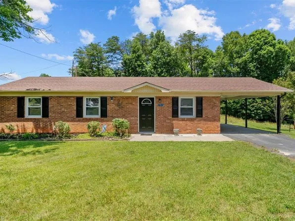 1620 Derbyshire Trl, Reidsville, NC 27320