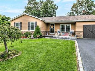 2190 Cedar Ave, Ronkonkoma, NY 11779