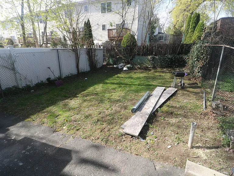 40 Mitchell St #2 — Photo 16