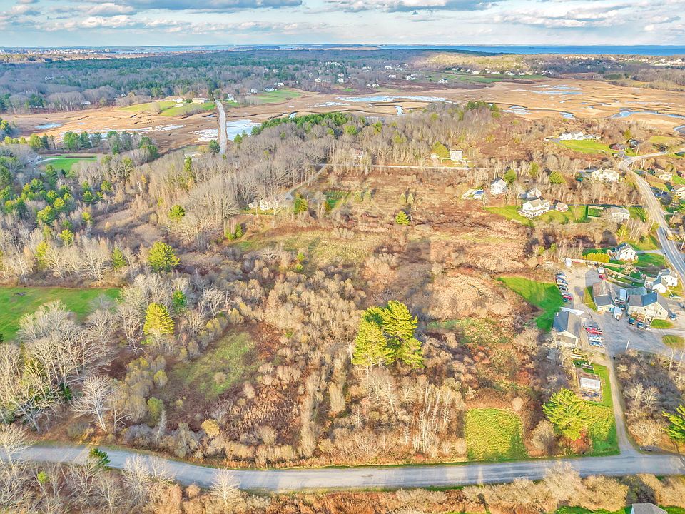 1st image of 3 Stanford Lane