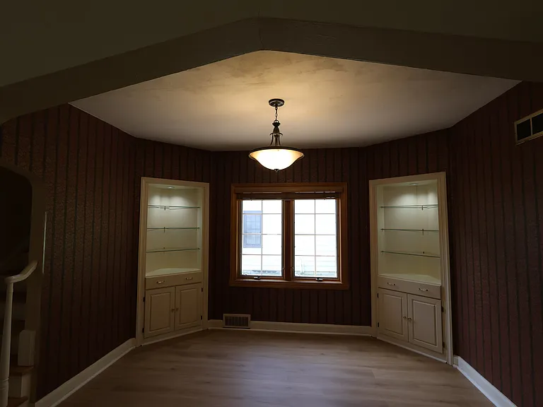 6028 N Lydell Ave — Photo 8
