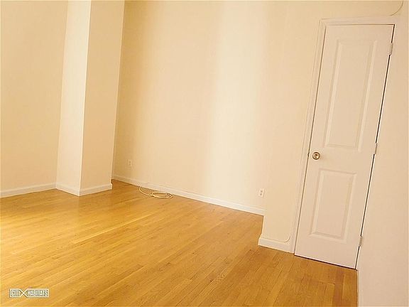 3rd image of 355 W 85th St APT 52