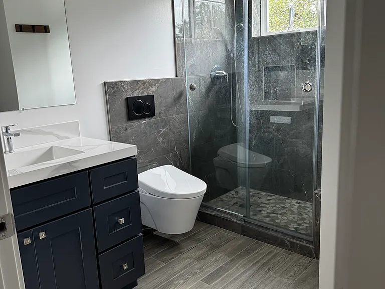 605 Windsor River Rd #A — Photo 16