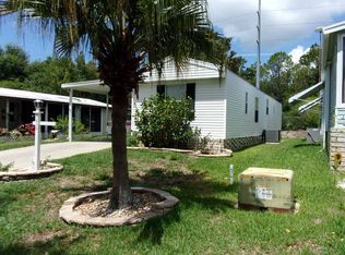 7035 Harbor View Dr #18, Leesburg, FL 34788