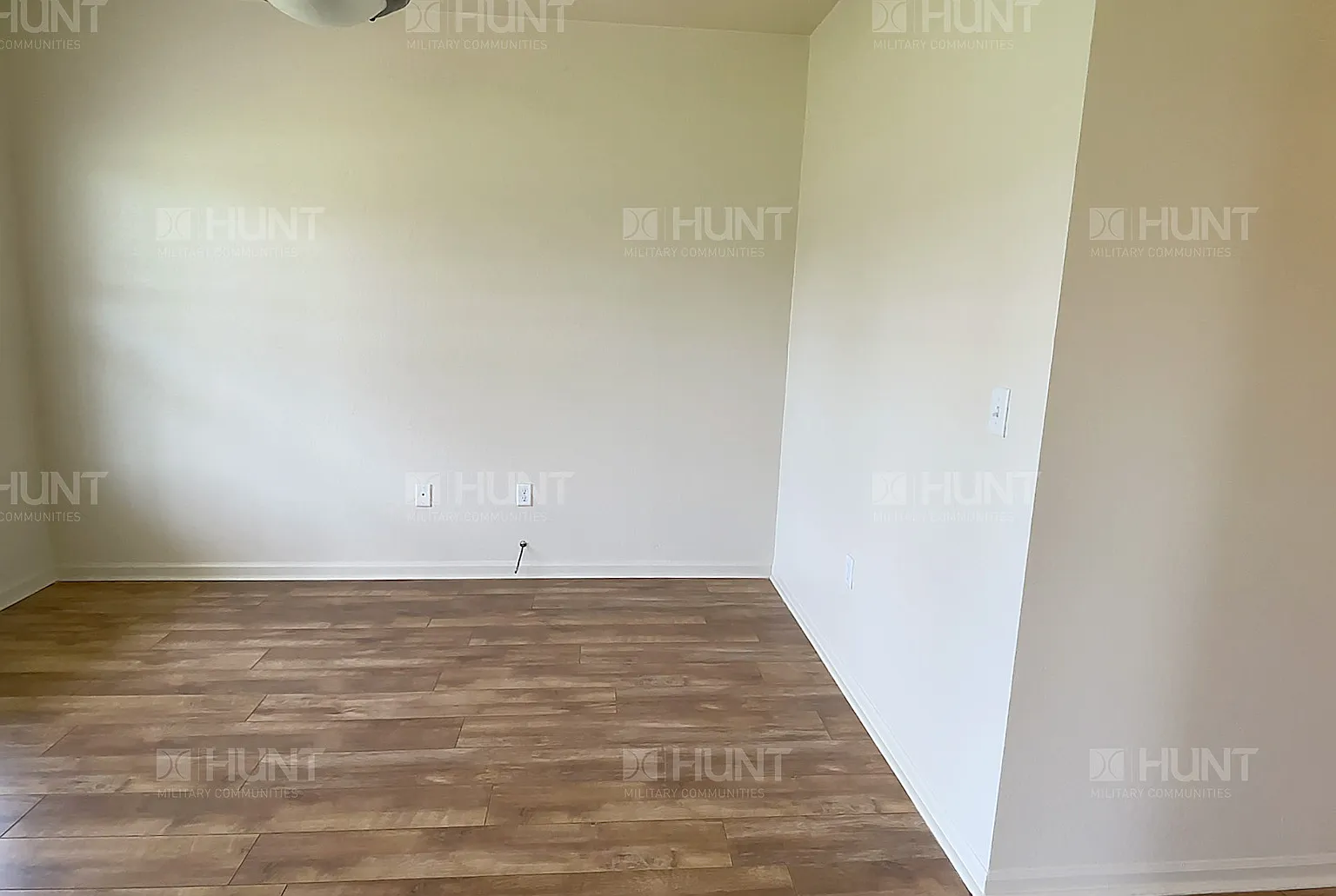 4 bed, 2.5 bath, 2063 sqft, $2,589 — Photo 4