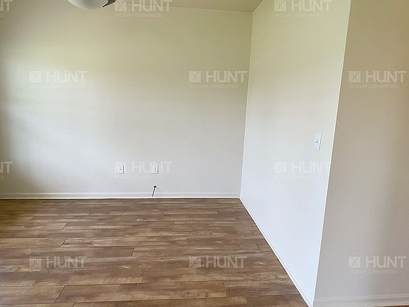 4th image of 4762 Wilbanks Ave