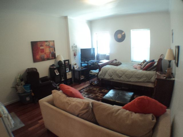 2nd image of 239 E 33rd St #C3