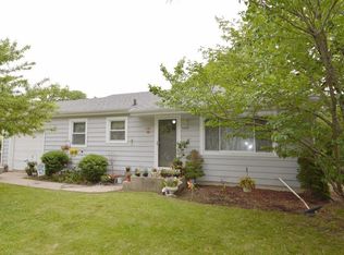 7647 Cooper Rd, Kenosha, WI 53142