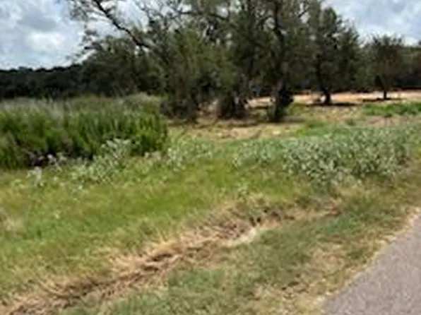 342 Villages Dr, Rockport, TX 78382